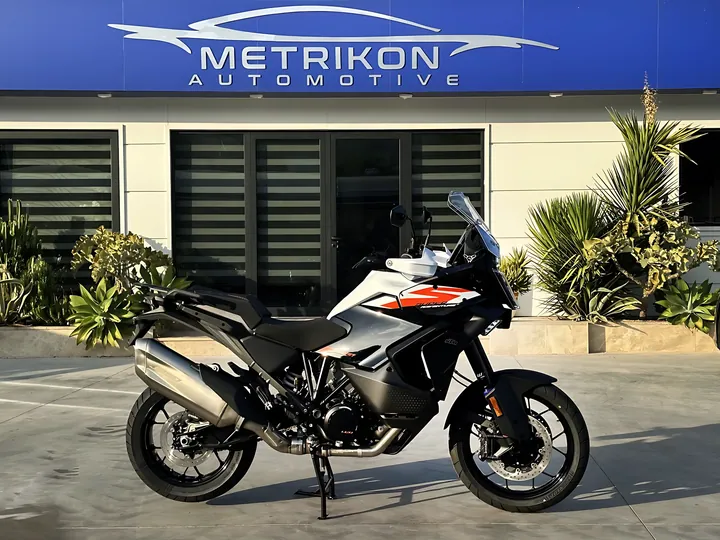 2026 KTM 1390 Super Adventure S